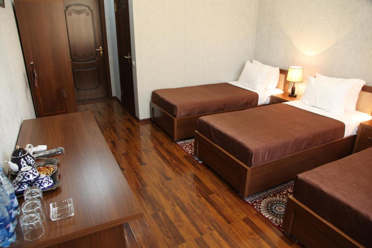 Hotel Vardonze Buchara Buitenkant foto